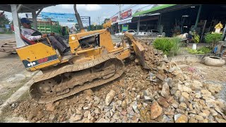 Start New Project fill-In The Ground land Project Uploading By 5T Truck Pushing By KOMATSU Bulldozer