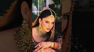 saba  qamar great look. please subscribe #shortvideo