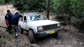 Hill climb @ Monkey Gum - XJ Cherokee (2)