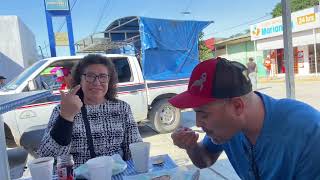 Nuestros amigos de TEXAS USA vinieron a probar el tamal de Maza colada en CHIAPAS MEXICO!