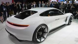 WOW Porsche wants to sell 20,000 Mission E sedans a year