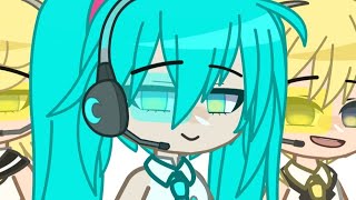 I got back into to Vocaloid fandom, I don't regret this.