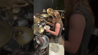 Holy Wars drum groove from Megadeth  #drums #drummer #drumgroove #megadeth #holywars #metaldrummer