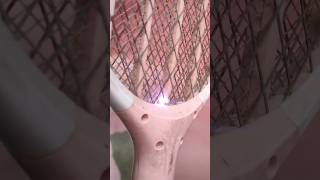 How mosquito rackets work