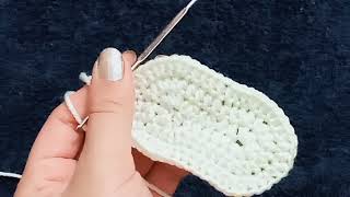 Easy crochet baby booties/crochet baby shoes/ Part 1