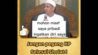 Habib Novel : Jangan Bermain HP setelah Sholat