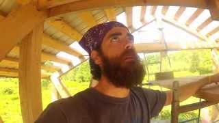 Off-grid Community -027- Installing the Roof!