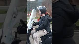 Anne op de scooter  17 2 2024