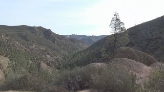 Pinnacles National Park: Balconies Cliffs-Cave Loop