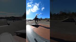 Quick feet kick flip | skateboarding