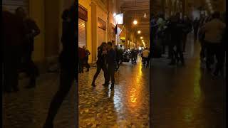 Walk in Roma street tango 💃🕺Italy 🇮🇹 #shorts #europe #life #travel #dance #tango #vals