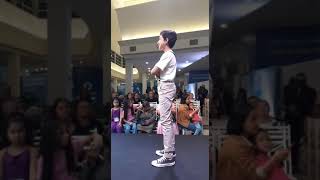 Meu Desfile no Catwalk Brasil - Max fama - escola de Modelo