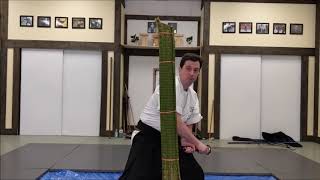 Todai Dojo Kenjutsu Tameshigiri 3 cut Hadare Kawasemi on Full Size Tatami