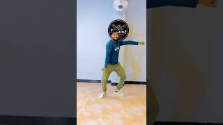 Banni song dance in my style #viralvideo #dancevideo #vlog11 #vlog12