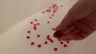 Bathtub Filling ASMR // Water with Heart Shaped Bath Beads