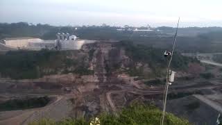 SUASANA BENDUNGAN LEUWIKERIS DI PAGI HARI