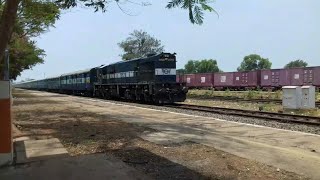 Kochuveli - Porbandar Express cruising verna : konkan railway