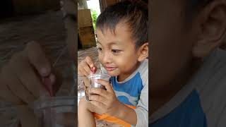 Azmi makan puding coklat pulang les⁉️#shortvideos