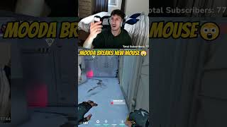 Mooda Breaks New Mouse Live😲