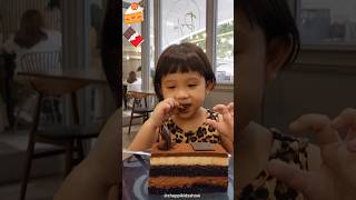 Eating yummy sliced chocolate cake #shorts #cute #delicious #food #sweets #cake #chocolate #youtube