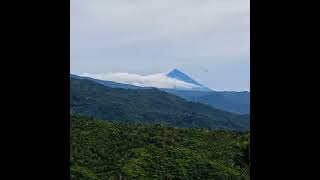 Panorama Gunung Inerie Yang Menakjubkan dari | Desa Wisata Golo Loni Manggarai Timur Flores #shorts