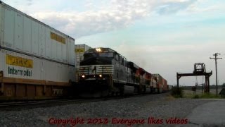 KCS M-JXDA meets I-DALR at Greenville, Tx. 09/01/2013 ©