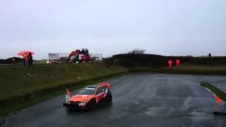 Tristan Pye in a Subaru Impreza followed by Arron Newby in a Subaru Impreza