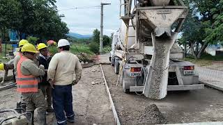 Ejecutaron obras de hormigonado en la Av. Héroes de la Patria