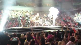 NKOTB - "Block Party" (Louisville, KY) - 2015