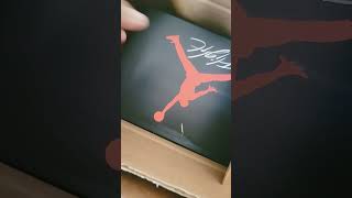 Unboxing Industrial Blue 🔵 Air Jordan 4 Retro AKA Military Blue #military #blue #airjordan #jordan