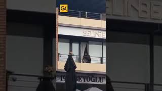 Güzellik salonu açmaya hazırlanan Selin Ciğerci'ye tekbirli protesto