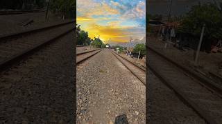 KERETA BASURI VIEV SUNSET #shorts #trending #railfans