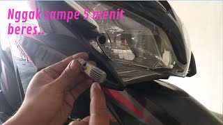 Cara mengganti bohlam depan LED motor VARIO 125, tanpa bongkar body