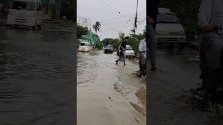 Tariq Road Society Graveyard k Samne Barish ka Pani #rainupdate #weatherupdate