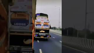 kashmiri truck overtaking on road 🛣️🔥🚛 high speed #kashmiri #truck #video