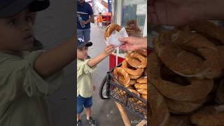 Turkish Bread Simit with Nutella 🇹🇷 #türkiye #visittürkiye #simit #nutella #istanbulturkey #food