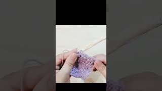 Crochet a super easy granny square for beginners