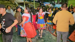 Juventud mixteco y su espectacular baile en san Miguel del valle oaxaca