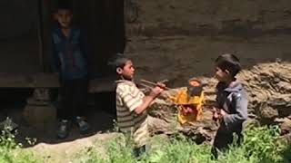 Kids🤟❤️ play with their on hand made 🛕 god KINNAUR. Nichar #tribe #culture