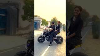 Love song 😍 romantic Couple's bike ride whatsapp status||#short#love #status#bike#viral #ytshorts