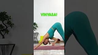 🌸VINYASA CORRETTO🧘🏼‍♀️Proviamolo insieme💪🏼 #yogagirl #yogapose #asana #tutorial #yogapractice