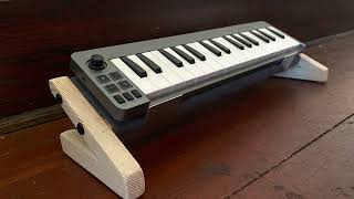 MIDI Keyboard Stand, Colwyn Joehnk