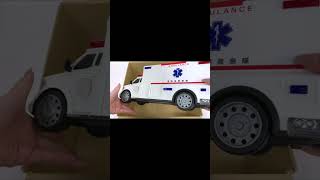 救急車のミニカー走る☆緊急走行テスト。坂道走行！Ambulance minicar runs! Emergency driving test! Slope driving