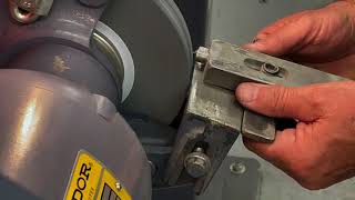 Truing and Dressing a Grinding Wheel