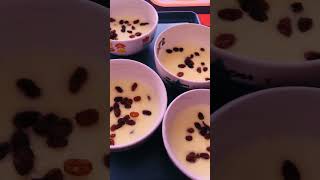 Resep sdh ada di vlog sblmnya Semoule aux raisins sec #resepmudah#kismis