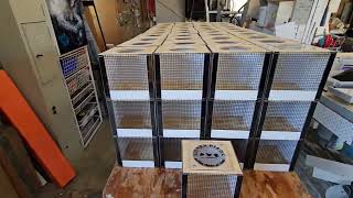 An update on the sale/transport cages for 1 pair of finches per box.