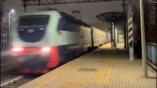 IL NUOVISSIMO TRENO ESPRESSO di TRENI TURISTICI ITALIANI in transito aBologna Mazzini…