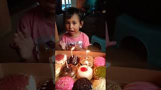 selamat ulang tahun aghnia #shorts #viral #lucu #shortvideo #icecream #ulangtahun #donat #tiuplilin