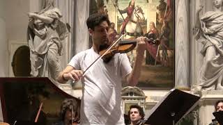 Vivaldi violin concerto (RV 386 in B minor) G.Agazzi - Interpreti Veneziani (in rehearsal)