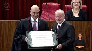 Alexandre de Moraes entrega a Lula e Alckmin diplomas de presidente e vice-presidente da República